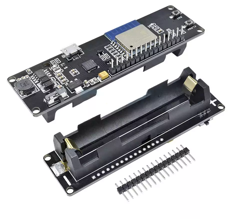 ESP8266 (ESP-02) Dev. Board mit 18650 Batteriehalterung